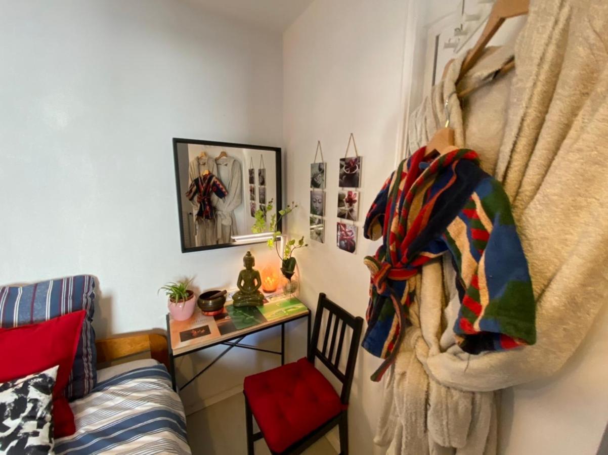 Appartement Meublé les Dômes du Parc à Clermont-Ferrand Chambre photo