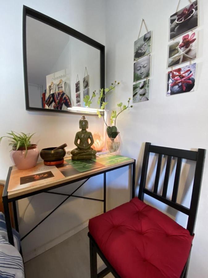 Appartement Meublé les Dômes du Parc à Clermont-Ferrand Chambre photo